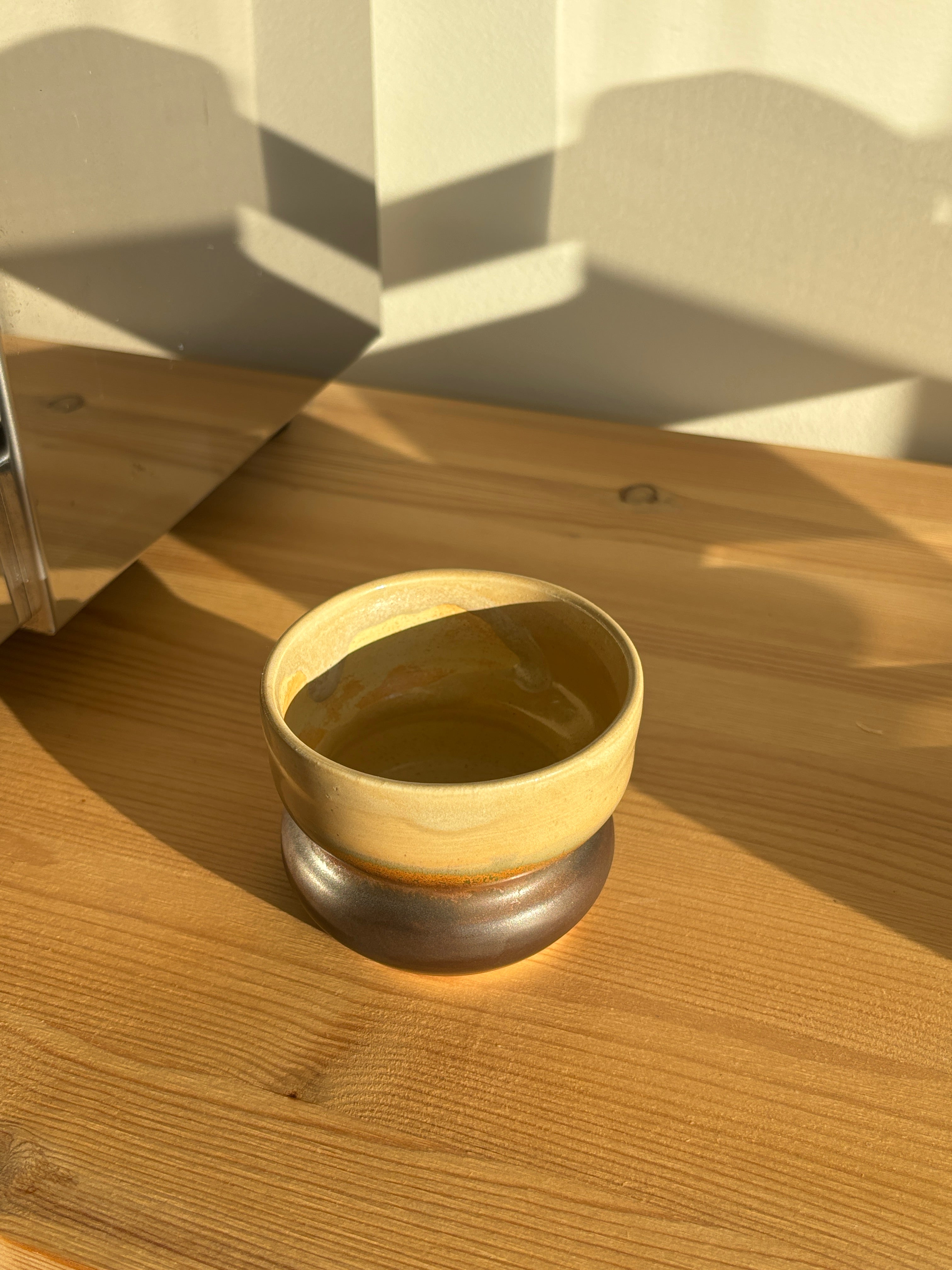 Earthtone Bubble-shaped Cup