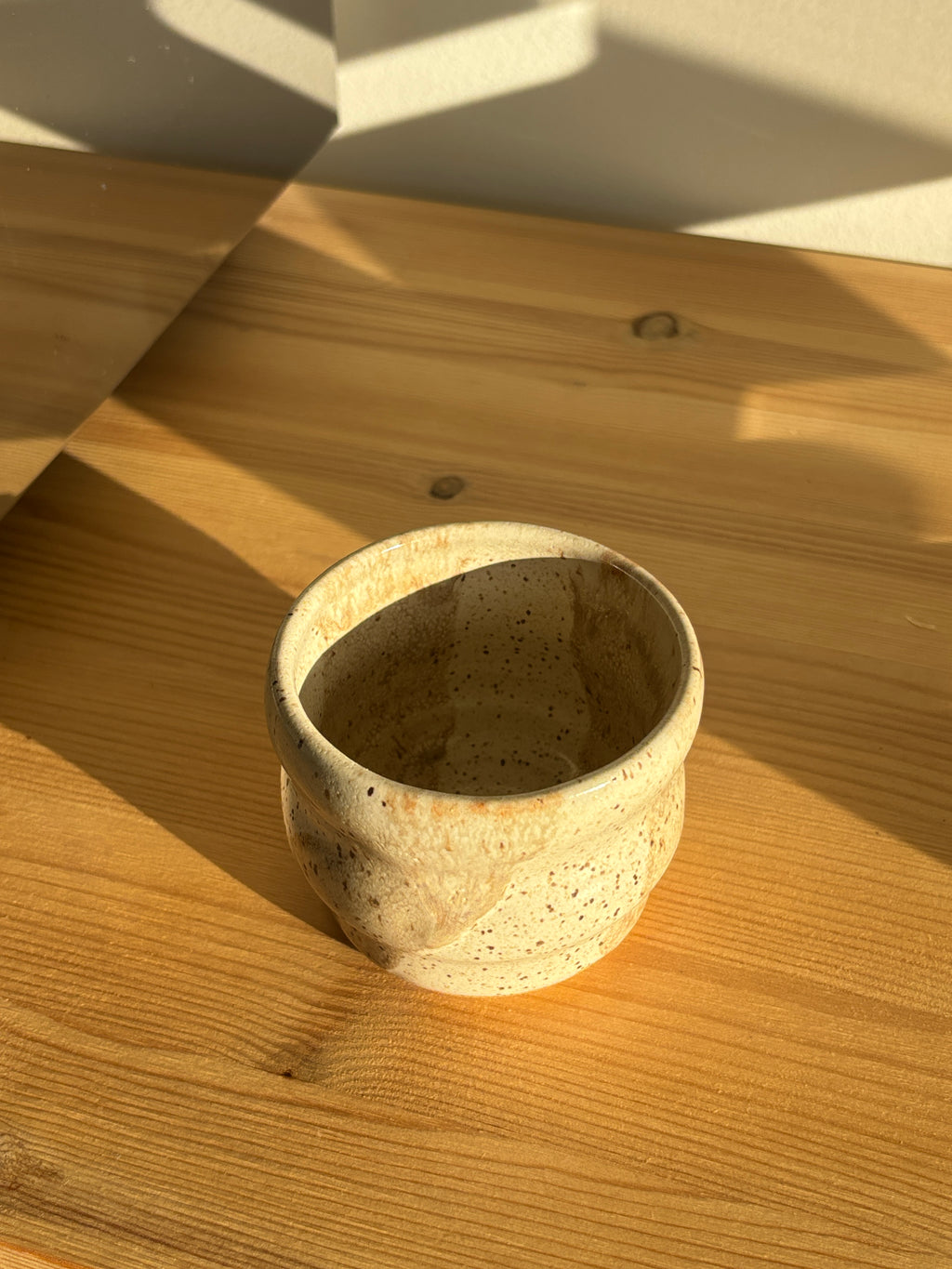Earthtone Speckled Bubble-Shaped cup