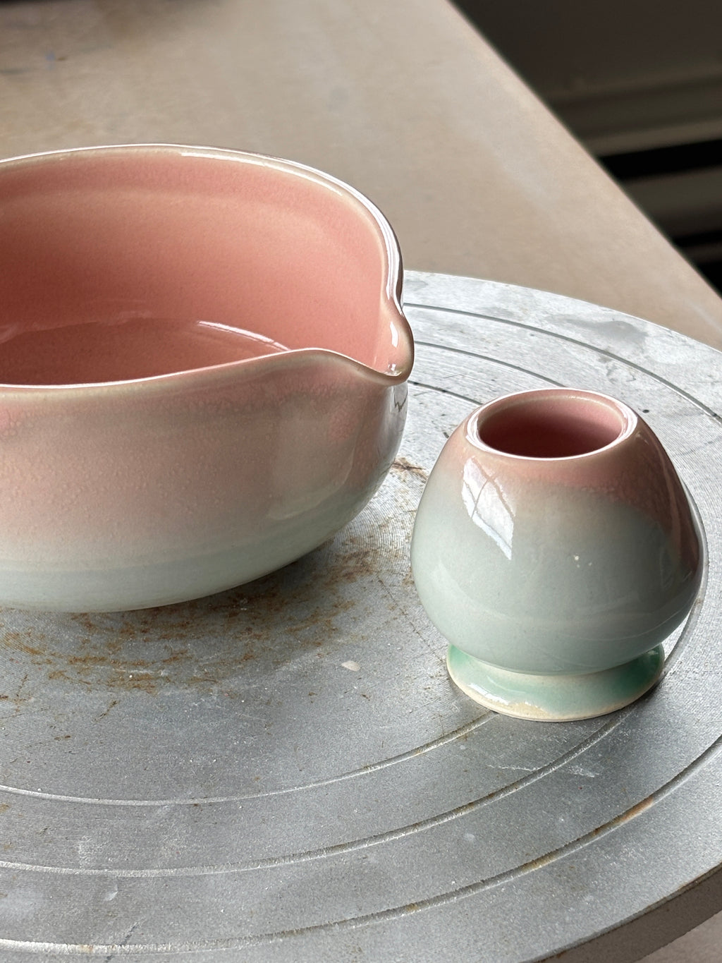 Strawberry Matcha Latte Matcha Bowl Set